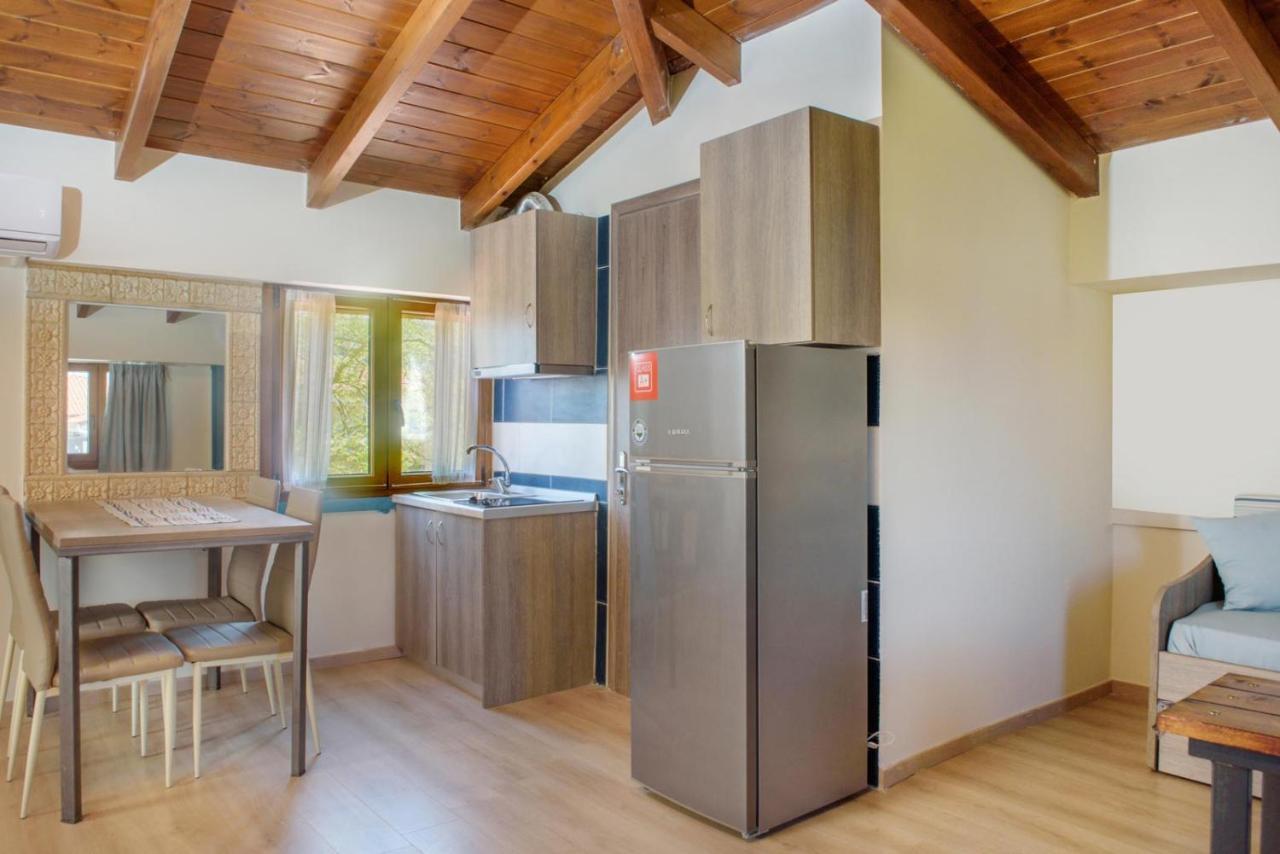 3D Iliadis Suites Ierissós Ngoại thất bức ảnh